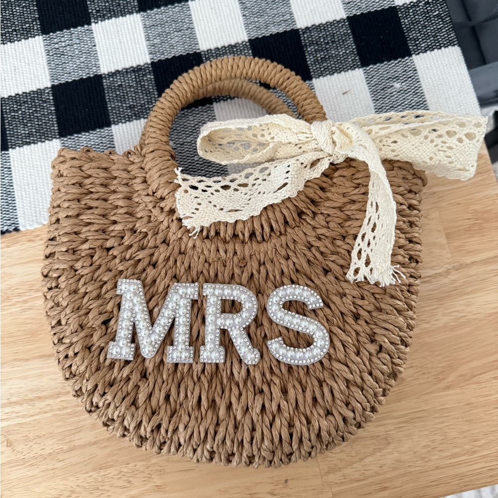 Mrs. Woven Bag